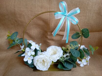 Decoro in metallo piccolo con bouquet